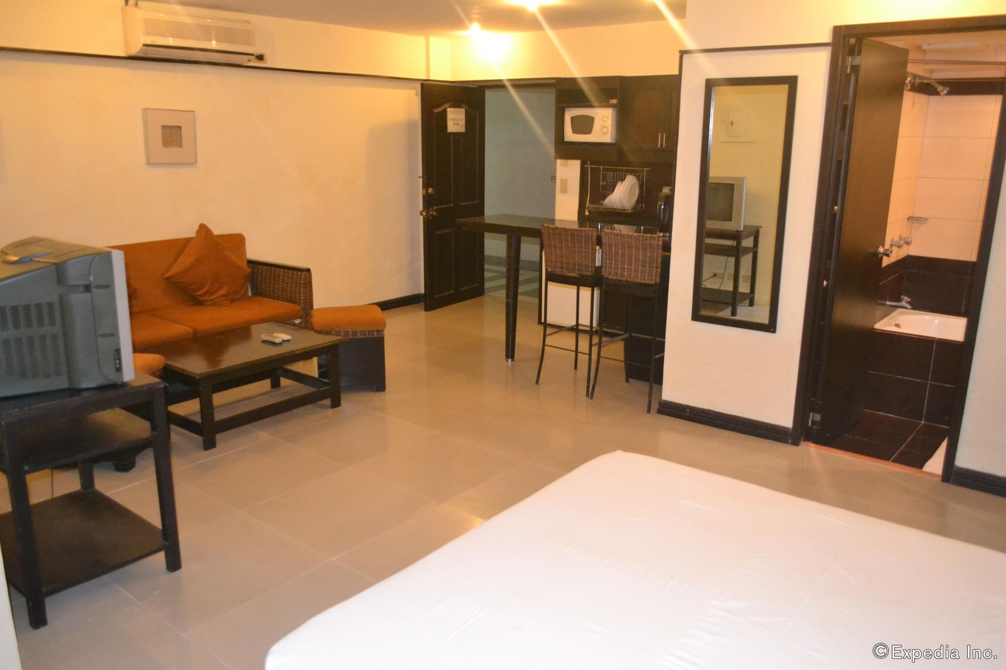 Lancaster Hotel Cebu Lapu-Lapu City Exteriör bild