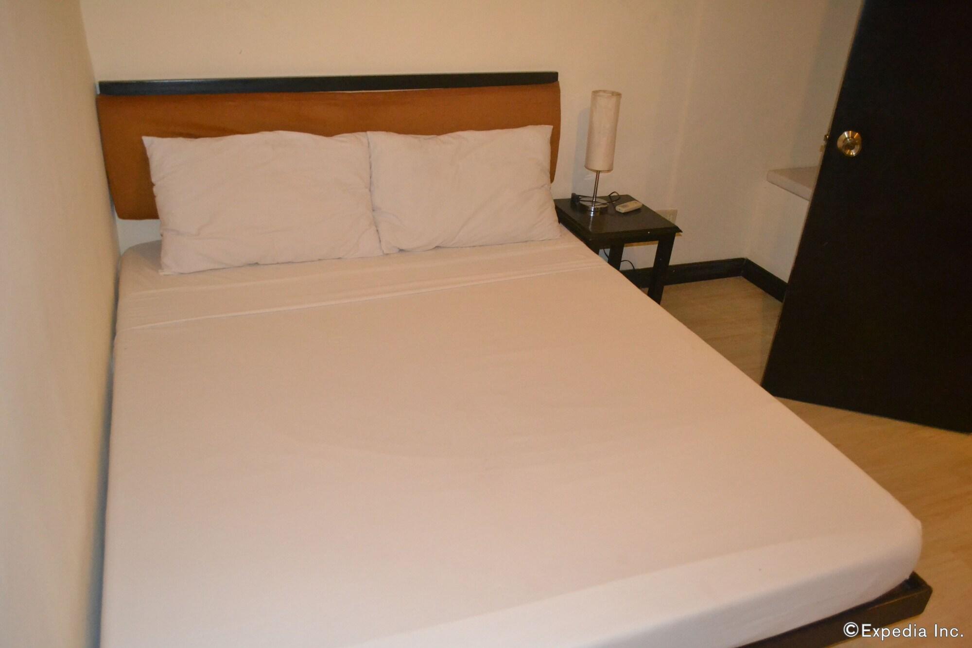Lancaster Hotel Cebu Lapu-Lapu City Exteriör bild