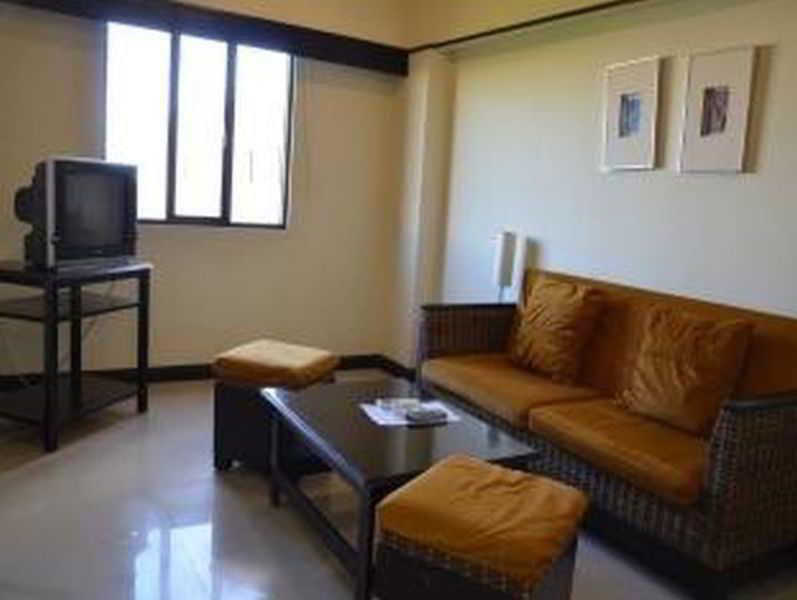 Lancaster Hotel Cebu Lapu-Lapu City Exteriör bild