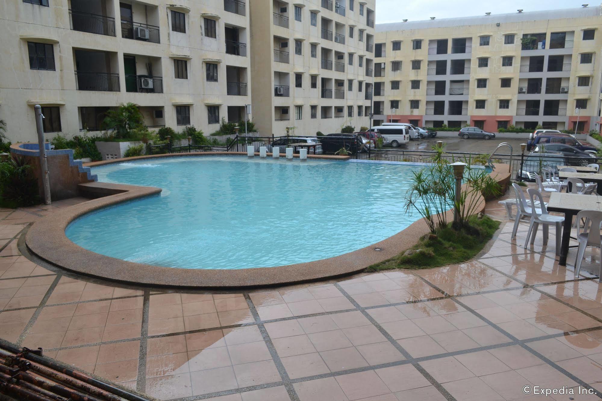 Lancaster Hotel Cebu Lapu-Lapu City Exteriör bild